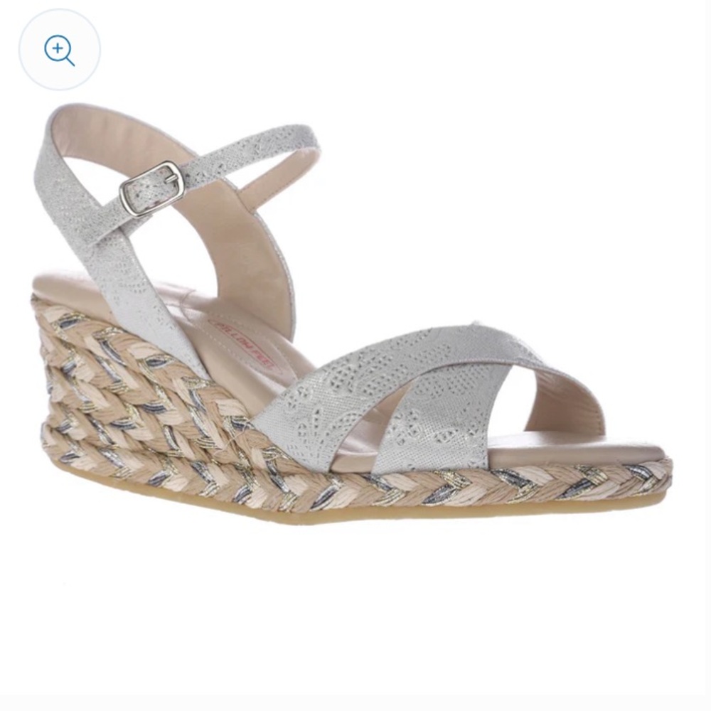 Amalfi Rangoni Lenny Wedge Sandal 9 white mantilla